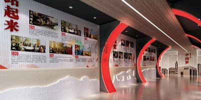 紅色文化展館設計中，如何構建一條完整故事線？